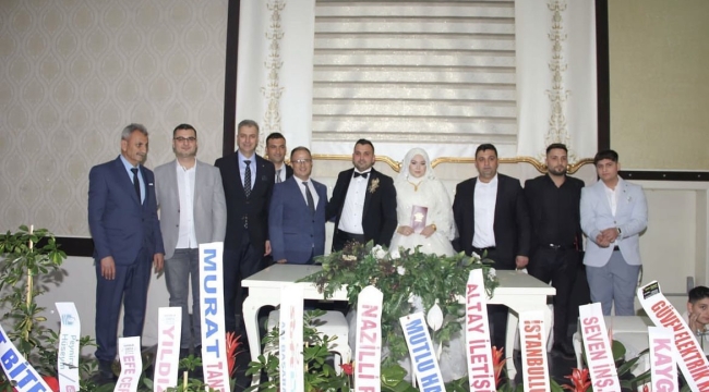 Çoban Ve Taşçı Ailelerinin Mutlu Günü 