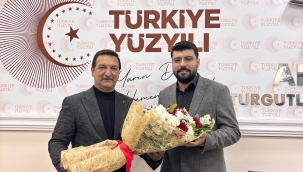 MHP'den AK Parti İlçe Başkanı Temizel'e ve yönetimine Hayırlı Olsun Ziyareti